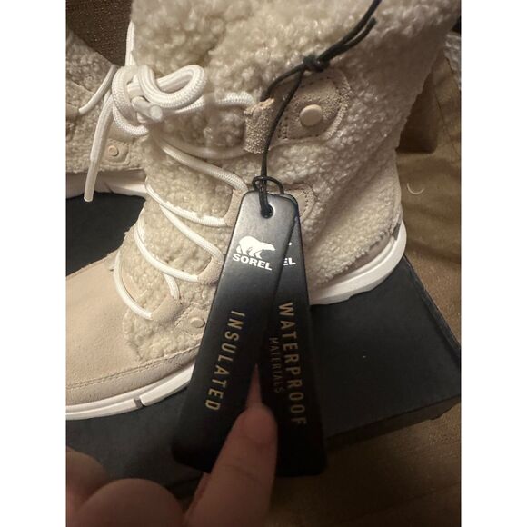 New Sorel Women's Explorer Next Joan Cozy Winter Boot Size 7 Small Glue Stain - Picture 7 of 11